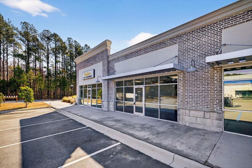 More Photos Of 2 Magnolia Blvd, Port Wentworth Freestanding For Lease