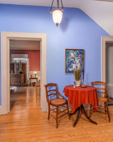 More Photos Of 145 Melrose Ave, Tryon Apartments For Sale