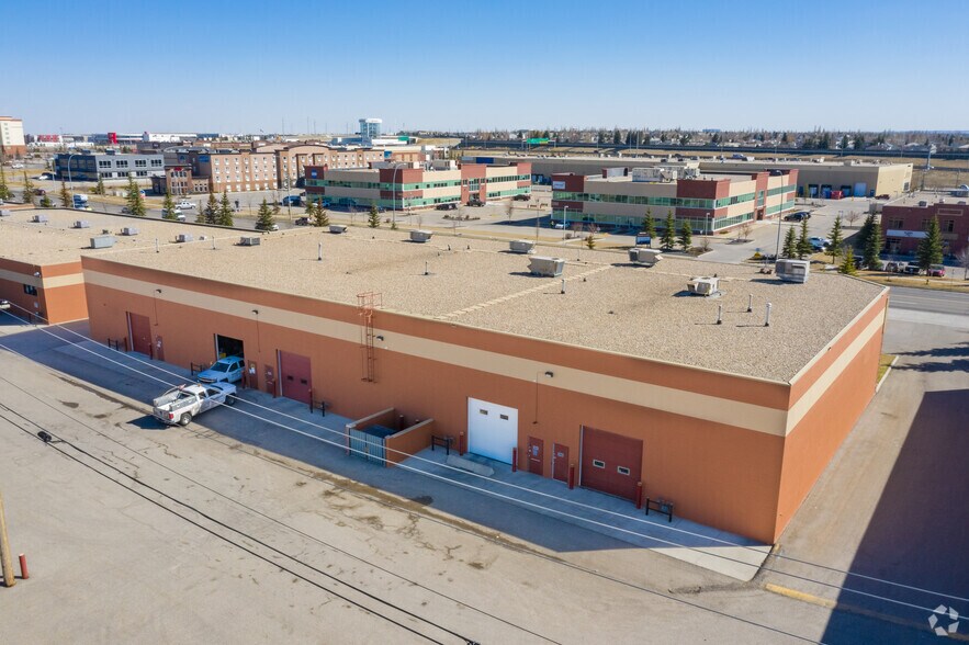 More Photos Of 3220-3336 114th Ave SE, Calgary Storefront Retail Office For Lease