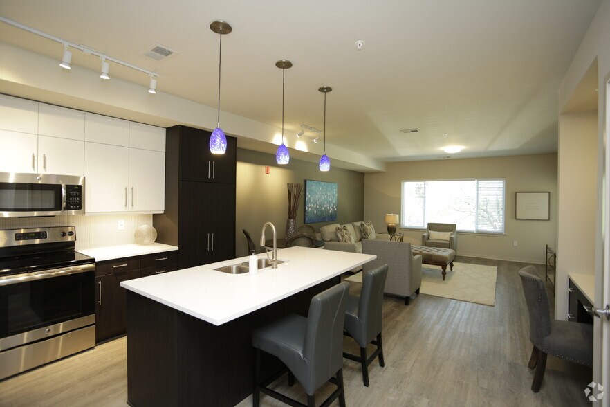 More Photos Of 7900 Conser St, Overland Park Apartments For Sale