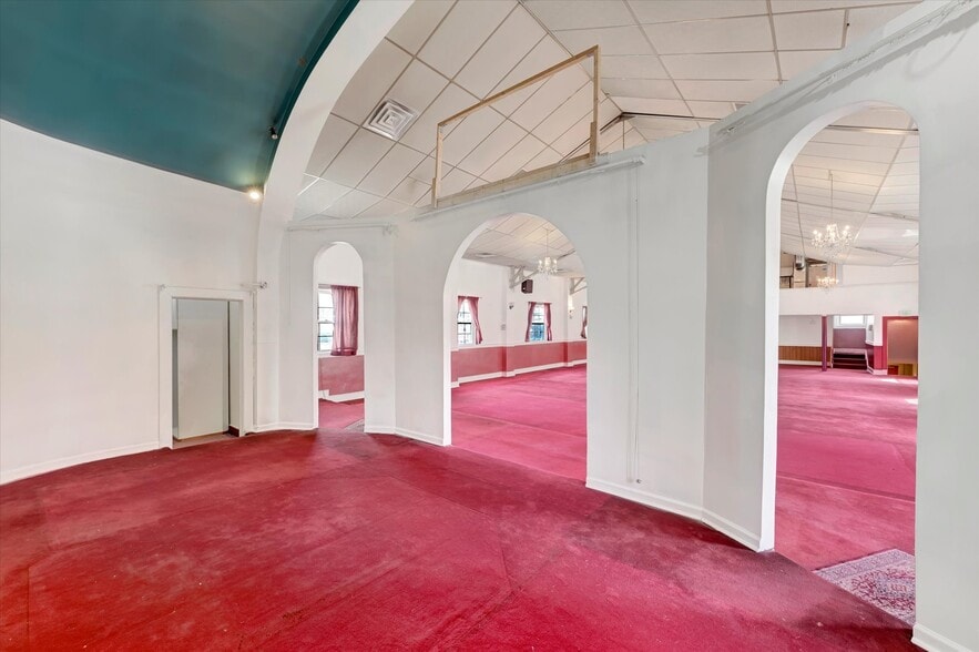 More Photos Of 2024 Gwynn Oak Ave, Baltimore Religious Facility For Sale