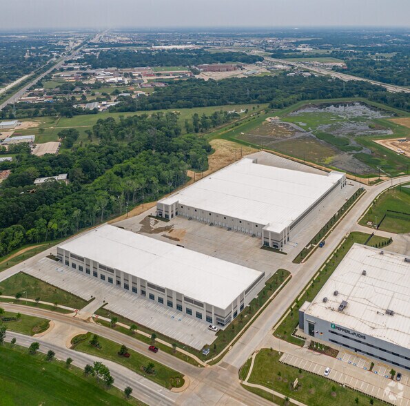 More Photos Of 616 Cane Island Pky, Katy Warehouse For Lease