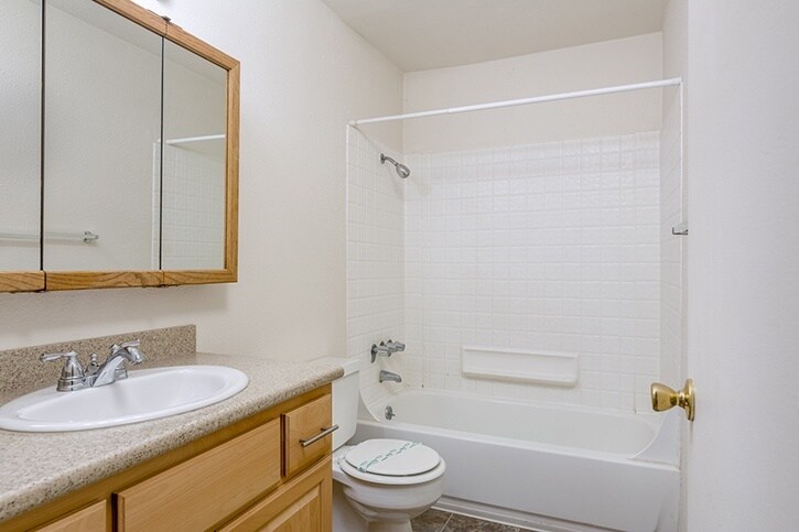 More Photos Of 440 NW 23rd St, Corvallis Apartments For Sale