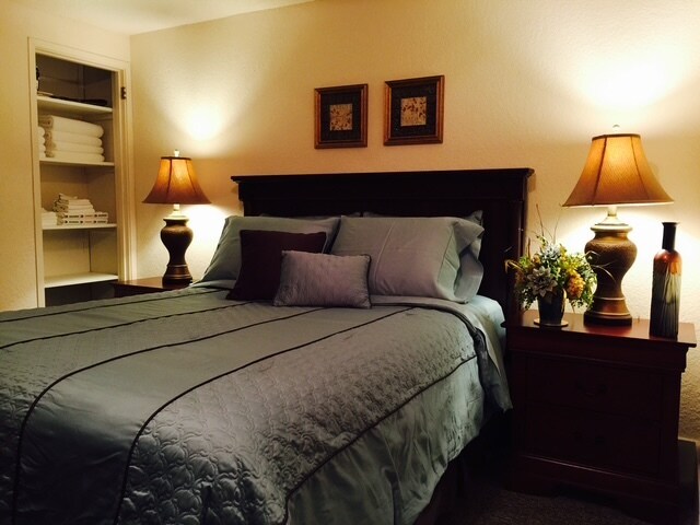 More Photos Of 511 Henderson St, Eureka Storefront Retail Residential For Sale