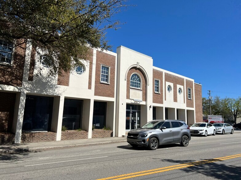 Primary Photo Of 276 East Bay St, Charleston Storefront Retail Office For Lease