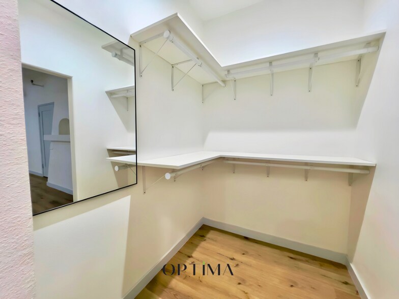 More Photos Of 1152 E 1st St, Long Beach Apartments For Sale