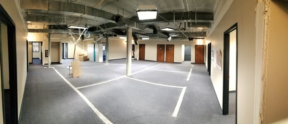 More Photos Of 701 E Court Ave, Des Moines Office For Lease