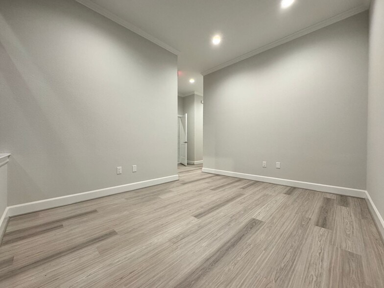 More Photos Of 7700 Preston Rd, Frisco Medical For Lease