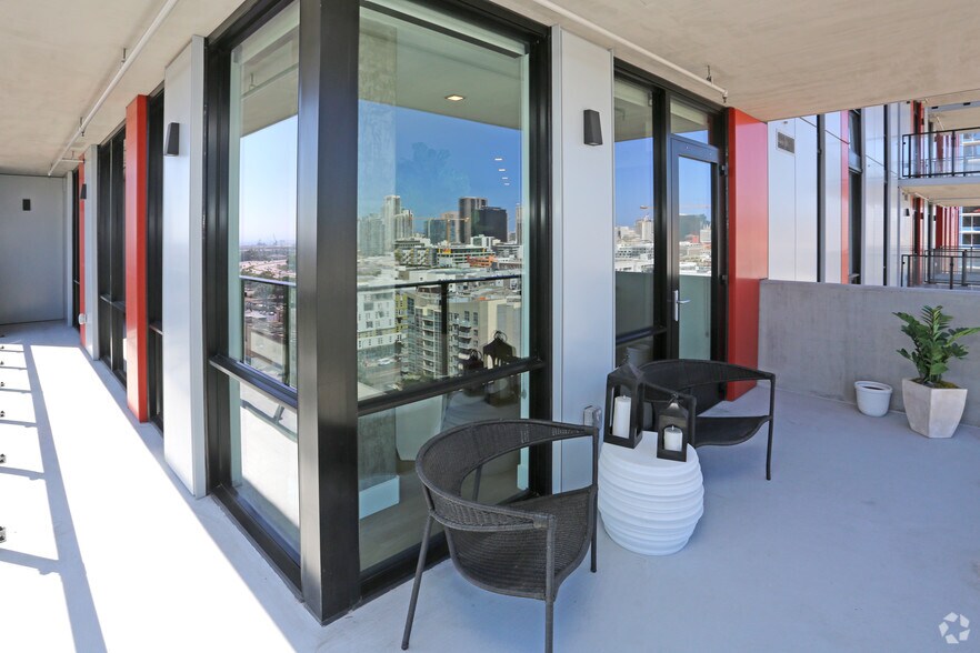 More Photos Of 1501 Island Ave, San Diego Apartments For Lease