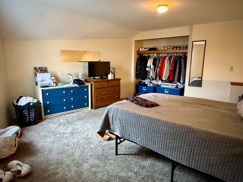 More Photos Of 11 Clinton Ave, Cortland Apartments For Sale