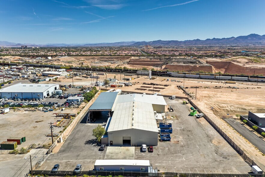 More Photos Of 6670 Gomer Rd, Las Vegas Manufacturing For Lease