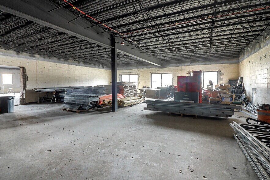 More Photos Of 929 Childs St, Wheaton Warehouse For Sale