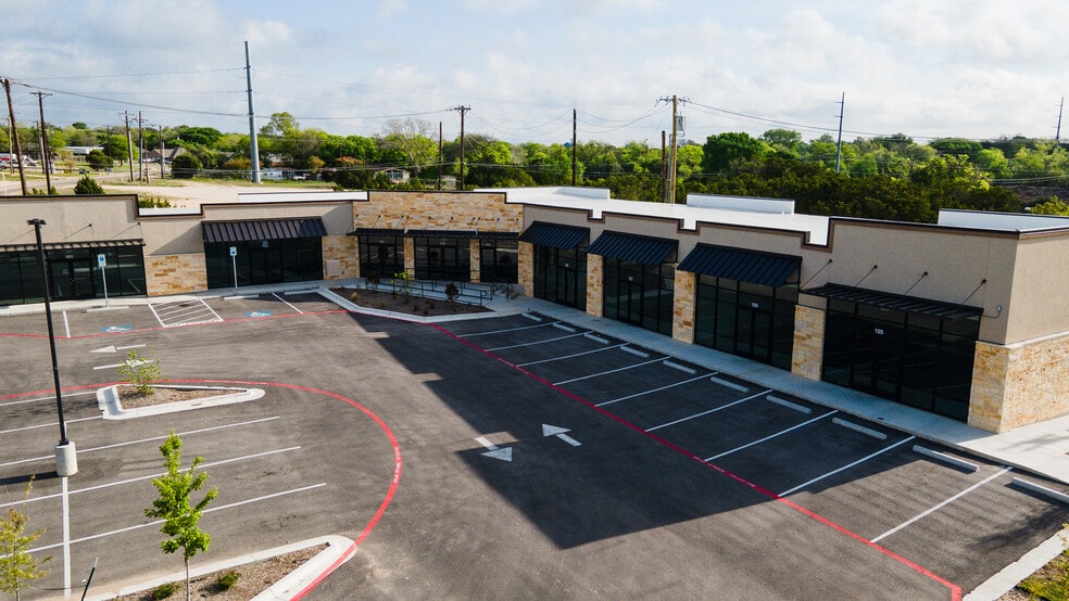 More Photos Of 2315 Indian Trl, Harker Heights Freestanding For Lease