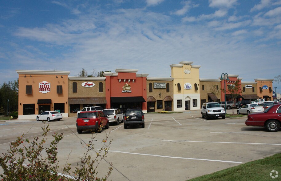 More Photos Of 4800-4816 Lakeland Dr, Flowood Storefront For Lease