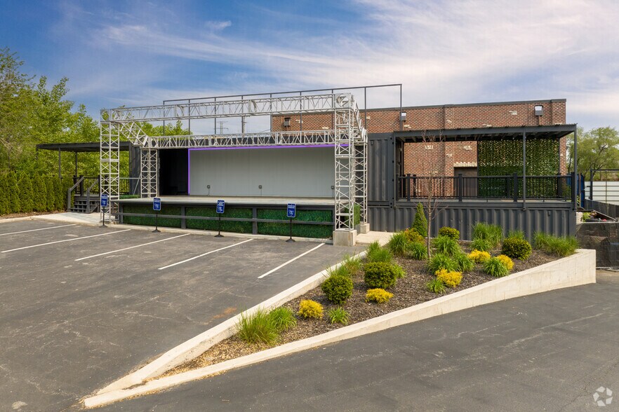 More Photos Of 1414 S Western Ave, Chicago Manufacturing For Lease