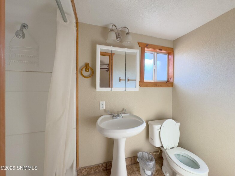 More Photos Of 2773 US Highway 82, Mayhill Hospitality For Sale