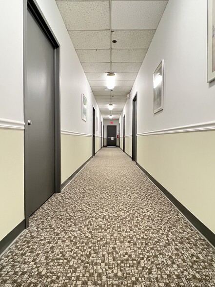 More Photos Of 369 Ashford Ave, Dobbs Ferry Medical For Lease