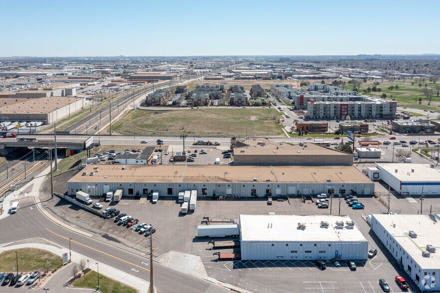 More Photos Of 4200 Jackson St, Denver Warehouse For Lease