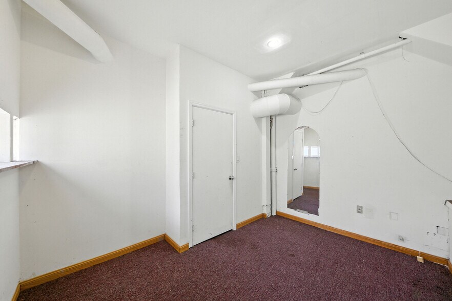 More Photos Of 46 Leland Ave, San Francisco Storefront Retail Residential For Lease