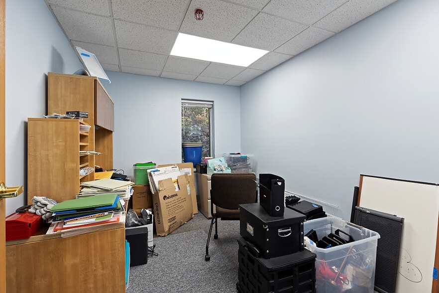 More Photos Of 219 Capitol St, Augusta Office For Lease