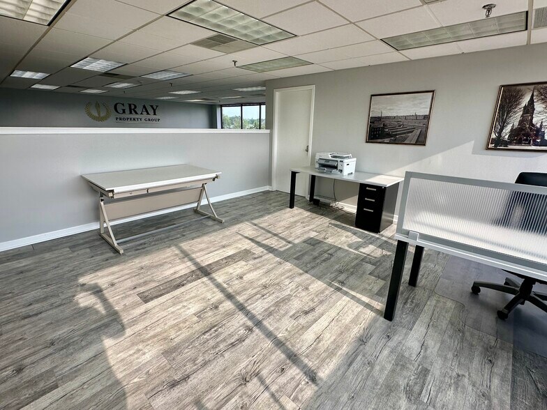 More Photos Of 1650 Elm St, Manchester Medical For Sale