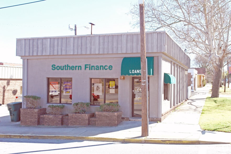 More Photos Of 1900 Taylor St, Columbia Freestanding For Lease