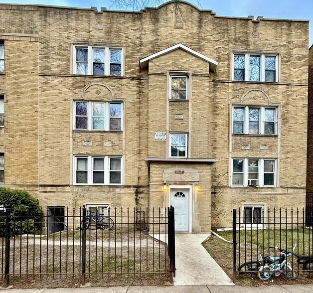 More Photos Of 6215 N Washtenaw Ave, Chicago Apartments For Sale
