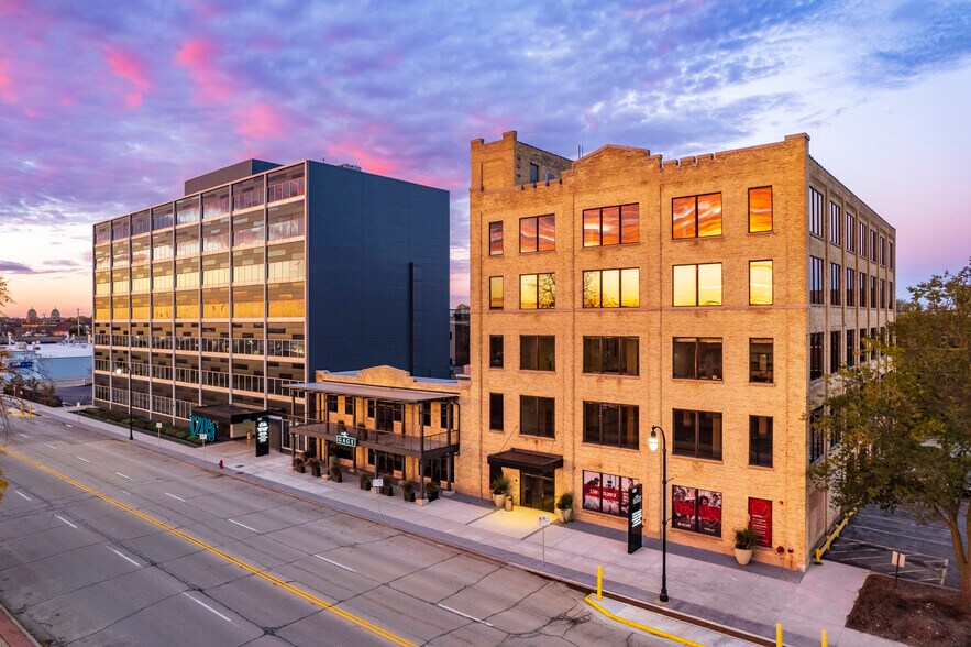 Primary Photo Of 1205 S 70th St, West Allis Unknown For Lease