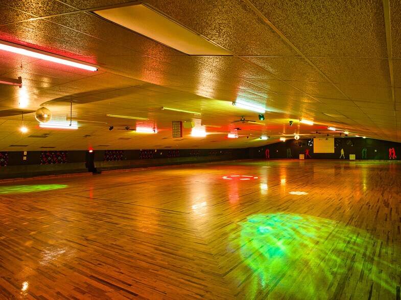 More Photos Of 2724 Emanuel Church Rd, West Columbia Skating Rink For Sale