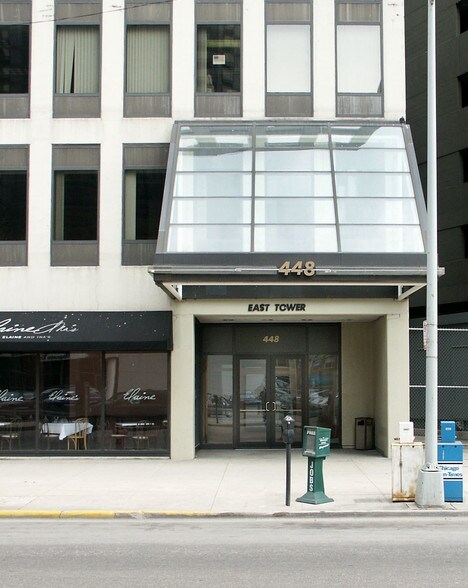 More Photos Of 446-448 E Ontario St, Chicago Office Residential For Lease