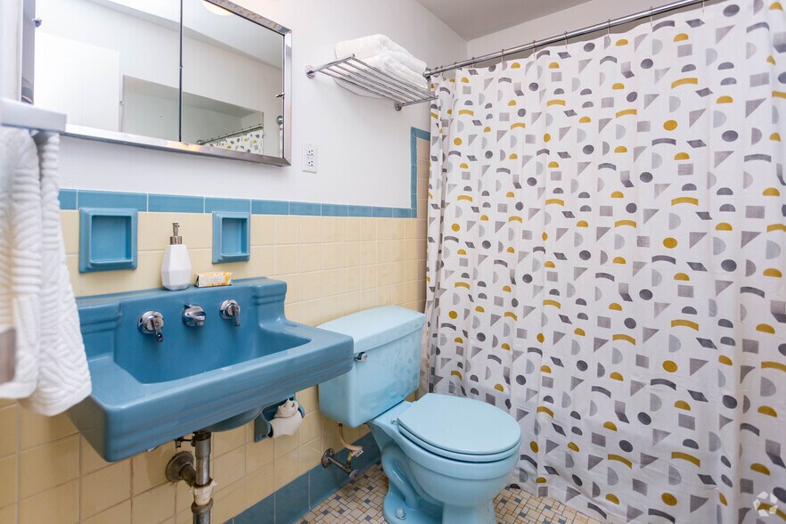 More Photos Of 401 Shady Ave, Pittsburgh Apartments For Lease