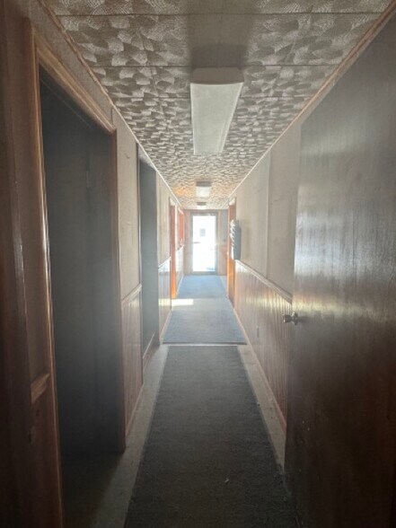 More Photos Of 628 South St, Hoosick Falls Specialty For Sale