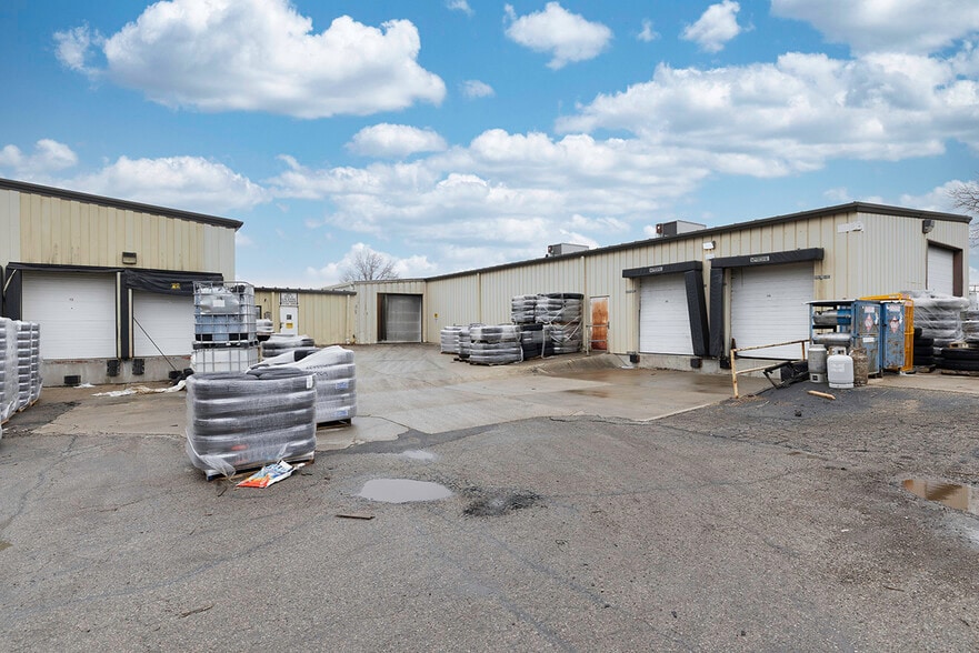 More Photos Of 1655 E 12th St, Mishawaka Manufacturing For Sale