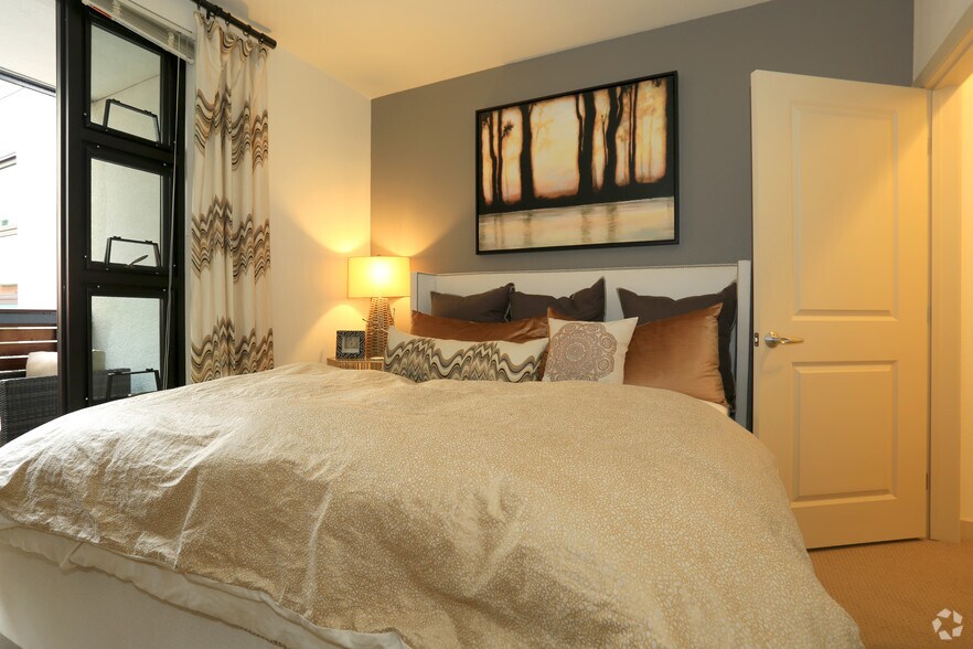 More Photos Of 1155 4th St, San Francisco Apartments For Lease