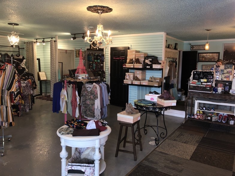 More Photos Of 2306 Chesnee Hwy, Spartanburg General Retail For Lease