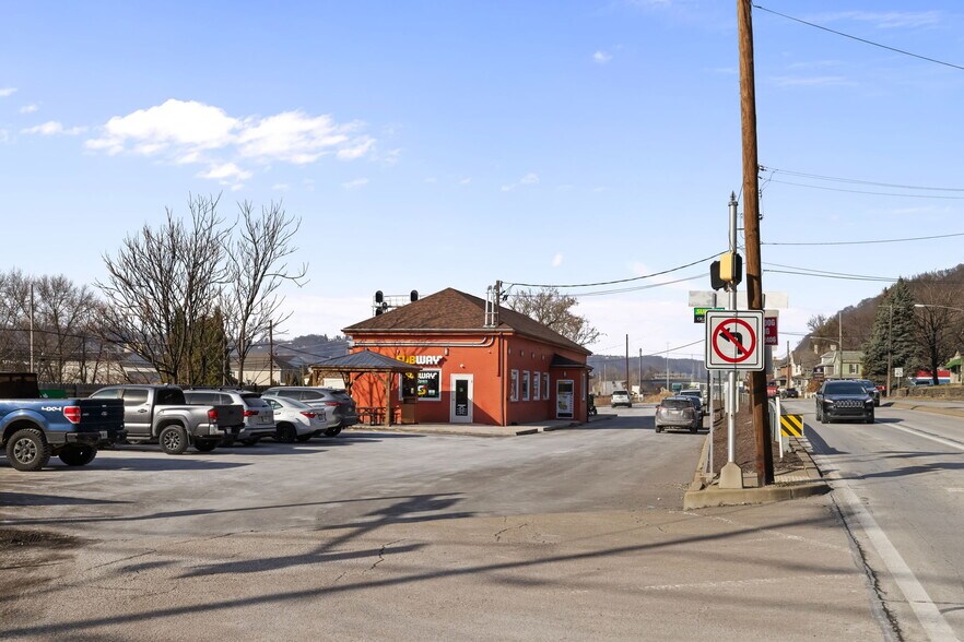 More Photos Of 99 Ohio River Blvd, Leetsdale Freestanding For Sale