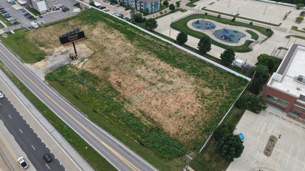 More Photos Of 7870 Veterans Memorial Pky, Saint Peters Land For Sale