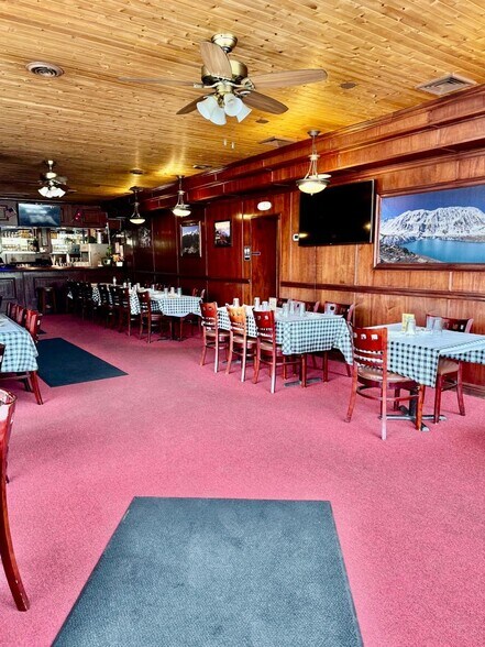 More Photos Of 2701-2709 W Lawrence Ave, Chicago Restaurant For Sale