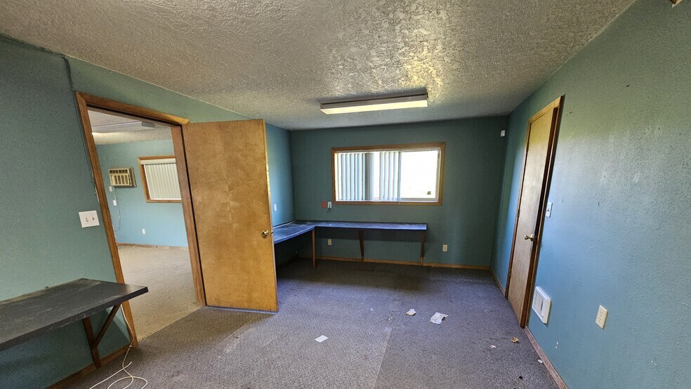 More Photos Of , Kelso Unknown For Sale