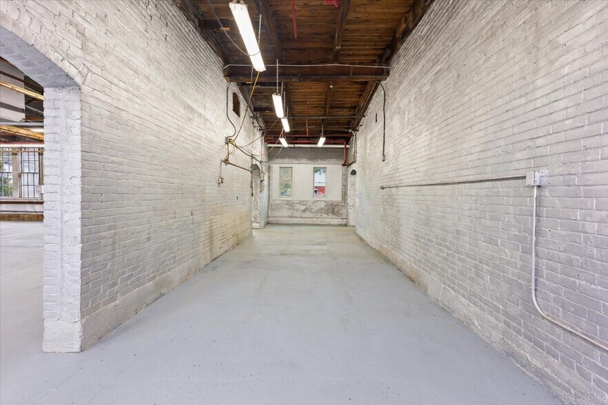 More Photos Of 304 W Main St, Norton Industrial For Sale