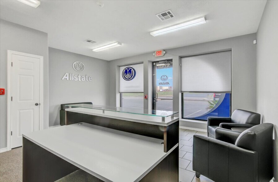 More Photos Of 3250 Central Mall Dr, Port Arthur Office For Sale