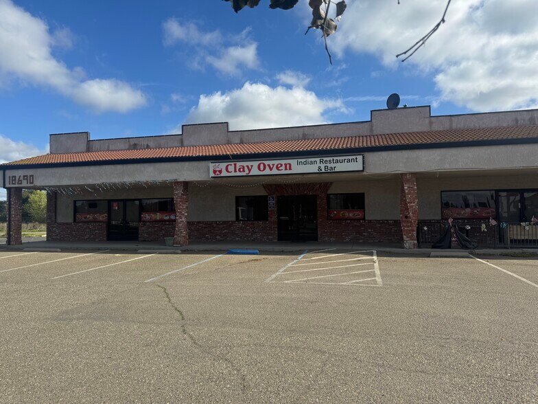 More Photos Of 18680-18690 Highway 88, Lockeford General Retail For Lease