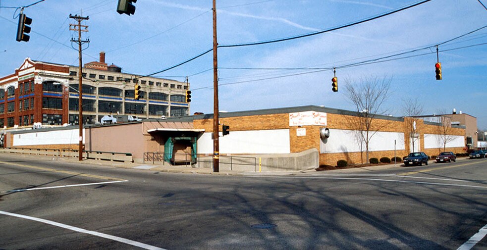 More Photos Of 3011 Stanton Ave, Cincinnati Food Processing For Lease