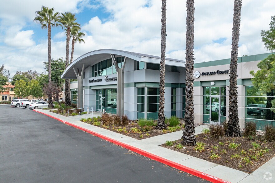 More Photos Of 24910 Las Brisas Rd, Murrieta Medical For Sale