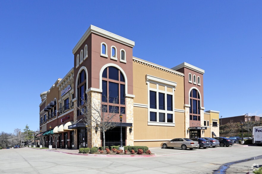 More Photos Of 2500 NE Green Oaks Blvd, Arlington Unknown For Lease