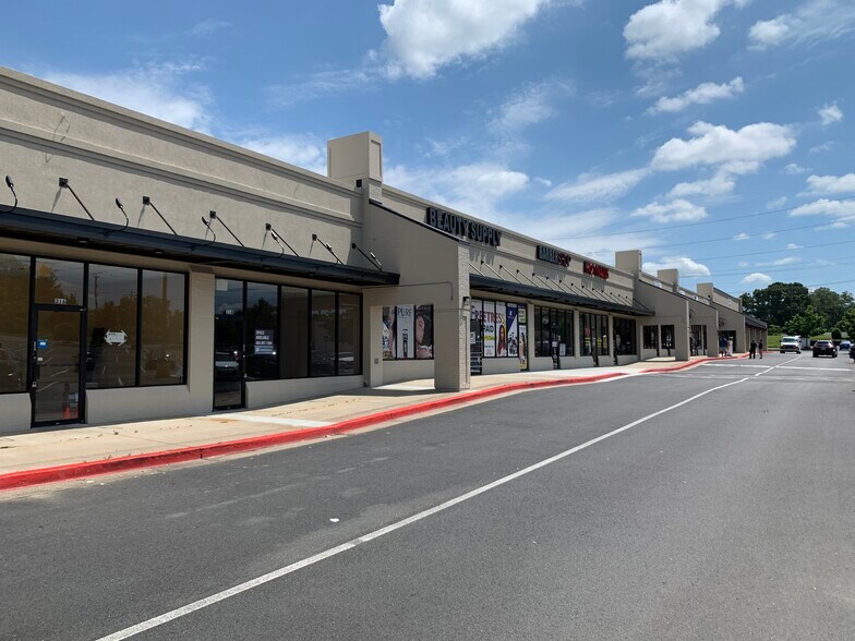 More Photos Of 3595 Canton Rd, Marietta Unknown For Lease