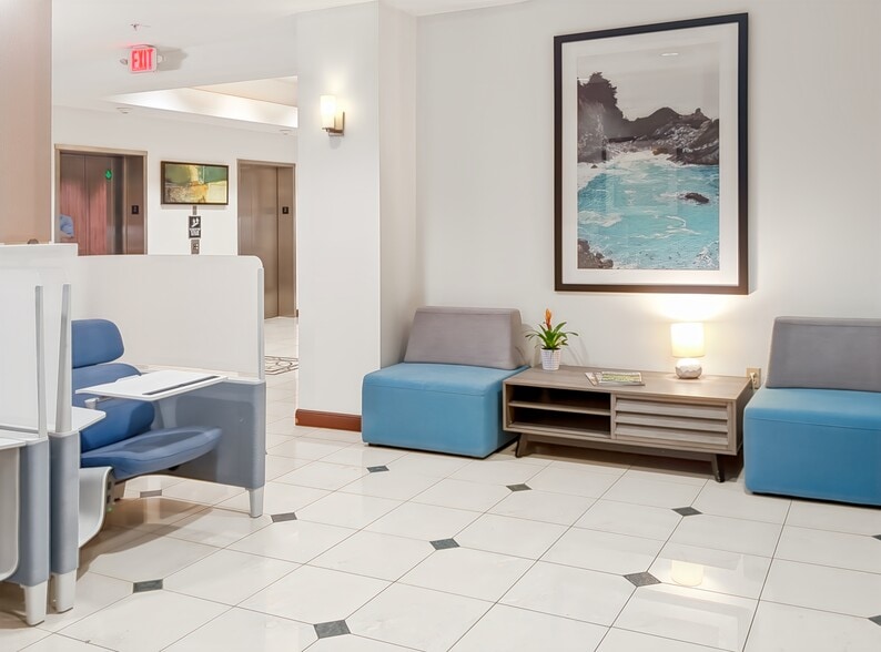 More Photos Of 11555 Heron Bay Blvd, Coral Springs Coworking Space