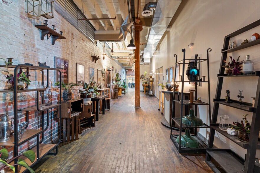 More Photos Of 500 Bridge St, Weissport Restaurant For Sale