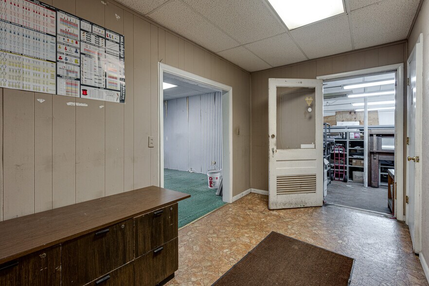 More Photos Of , Chattanooga Unknown For Sale