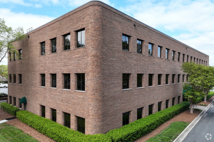 More Photos Of 1381 Old Mill Cir, Winston-Salem Office For Lease